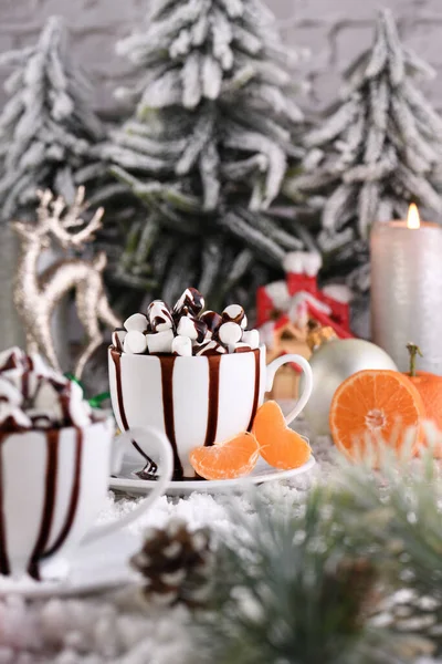 Hot Chocolate Marshmallows White Ceramic Mug Tangerines Snowy Table Concept — Stock fotografie