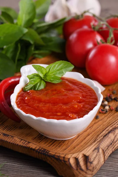 Traditional Classic Homemade Tomato Sauce Spices Herbs Fragrant Dressing Various — Stock Photo, Image