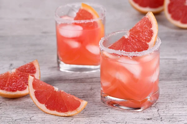Verfrissende Biologische Grapefruit Tequila Cocktail Een Glas — Stockfoto