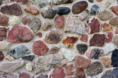 Renkli kaldırım taşları