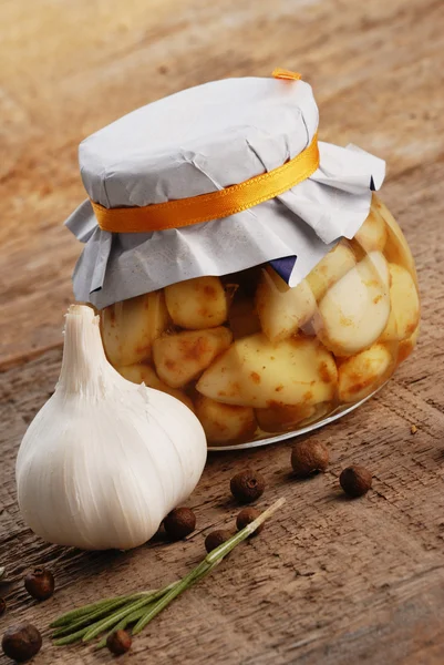 Jar of pickled garlic — Stock Photo, Image