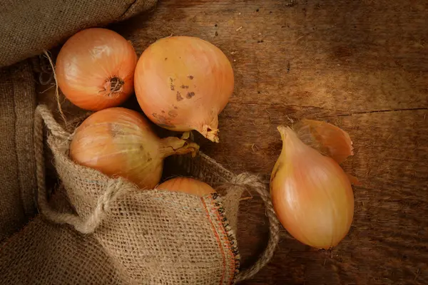 Fresh onion — Stock Photo, Image