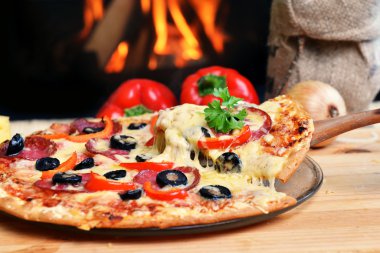 lezzetli pizza