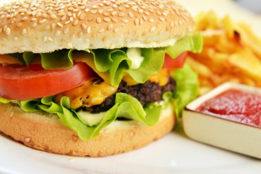 lezzetli hamburger