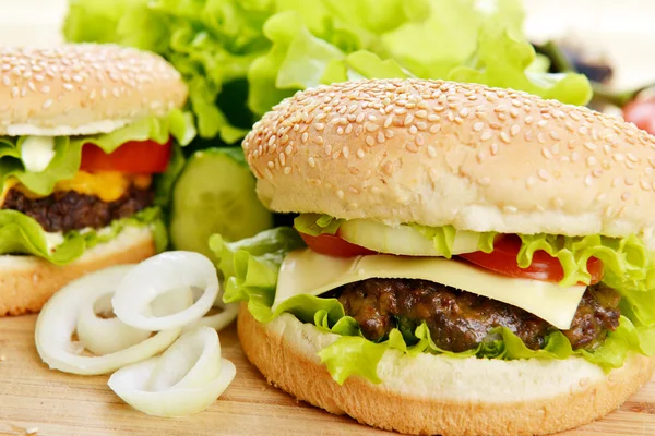 Välsmakande hamburgare — Stockfoto