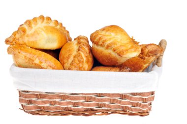 sepet içinde börek