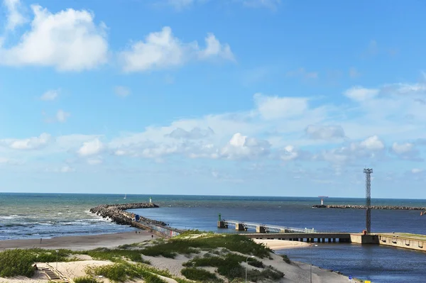 Träbrygga — Stockfoto