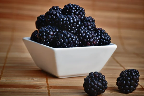 Blackberry in bowl — Stock Photo, Image