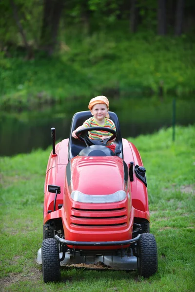 Kleine jongen — Stockfoto