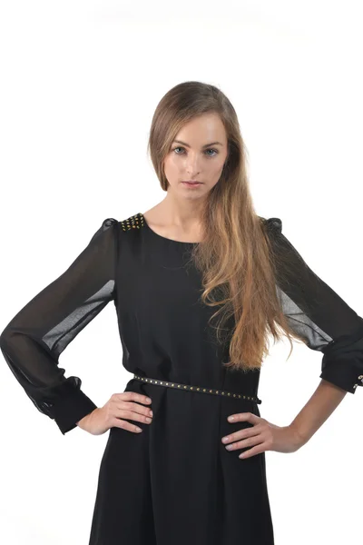 Frau im schwarzen Kleid — Stockfoto