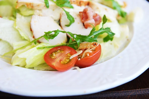 Légumes et viande de poulet — Photo