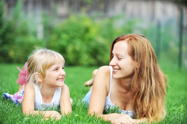 Mor och dotter — Stockfoto