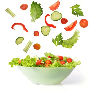 sebze salata bir kase içine düşen