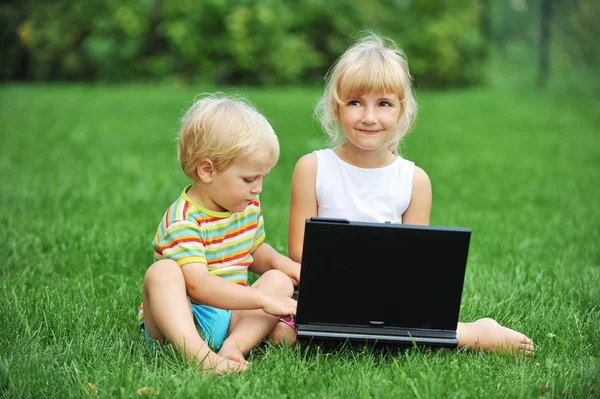 Happiness girl with brother — Stock Photo, Image