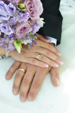 Gelin ve damat elleri