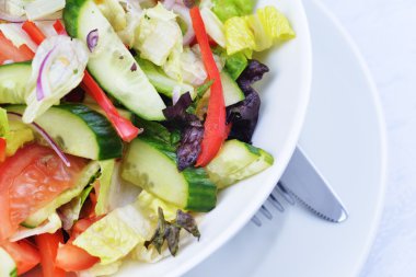 taze sebze salatası