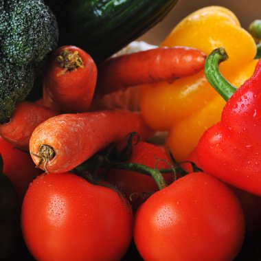 tablo üzerinde sebze