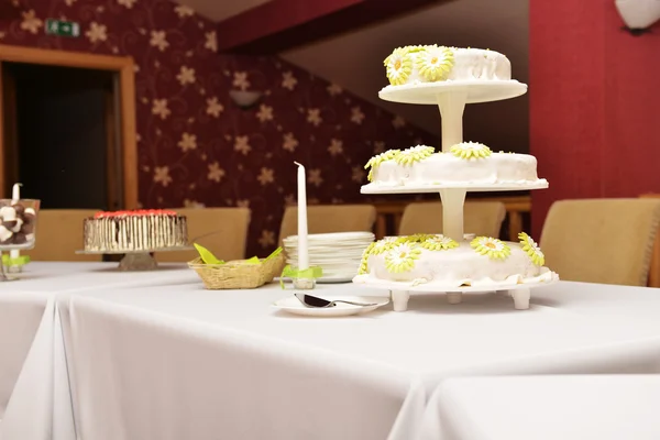 Bolo de casamento — Fotografia de Stock