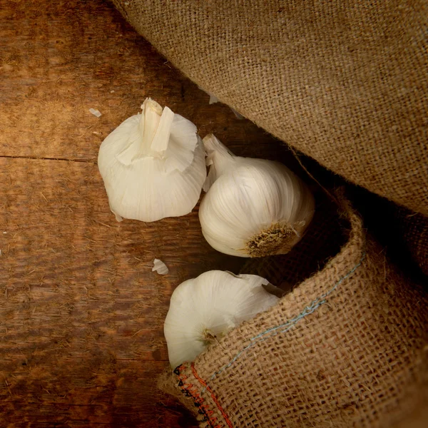 Ripe garlic — Stock Photo, Image