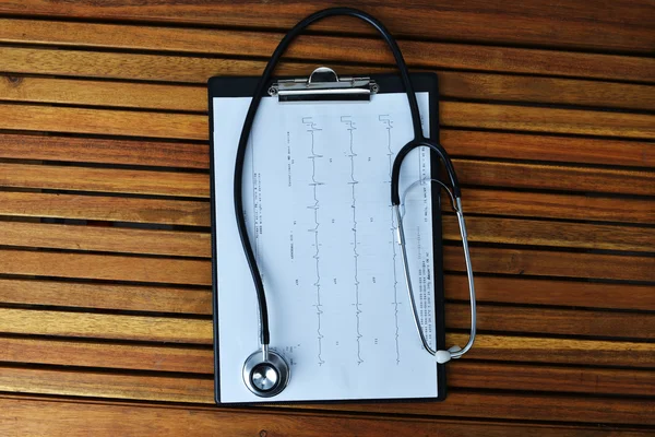 Stethoscope and printout — Stock Photo, Image