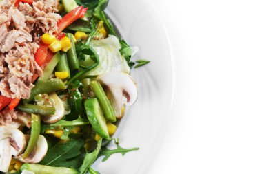 taze doğranmış ton balıklı salata