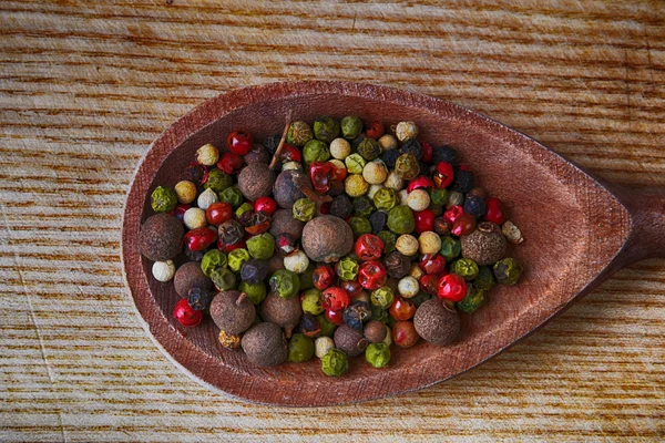 Peppers mix on spoon — Stock Photo, Image