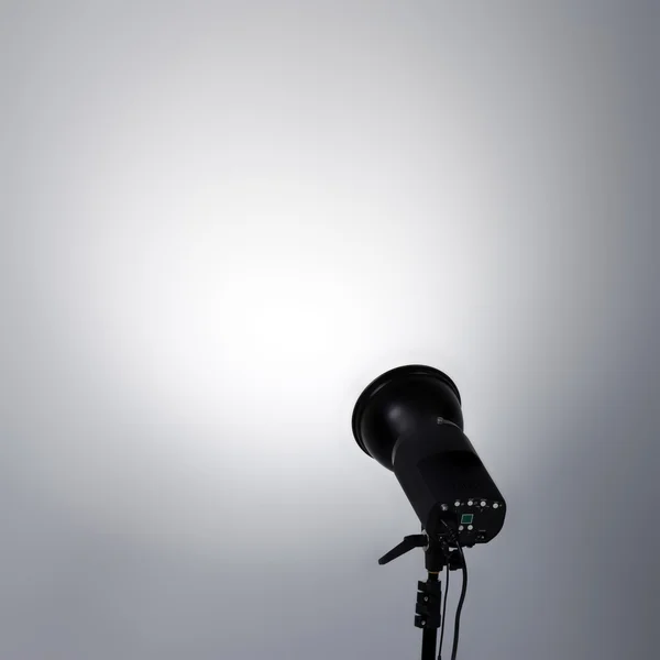 Hintergrund mit Beleuchtung Lampe — Stockfoto