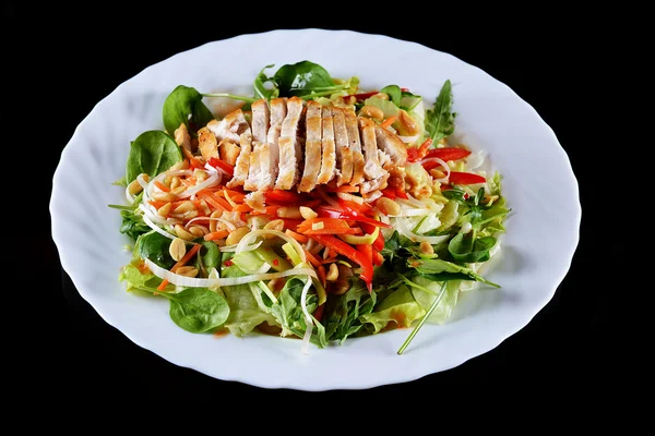 Salat mit Gemüse — Stockfoto