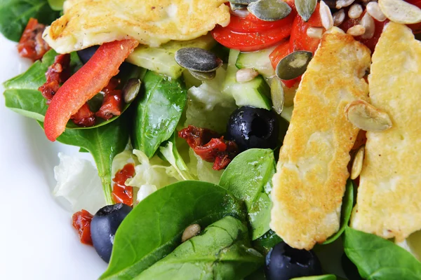 Ensalada de espinacas frescas —  Fotos de Stock