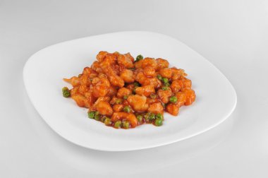 kırmızı soslu tavuk