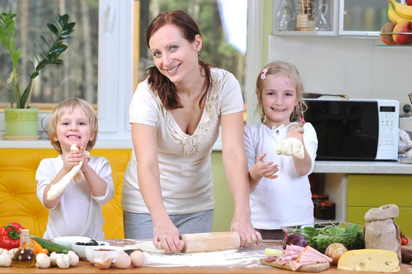 Mother with children — Stock Photo, Image