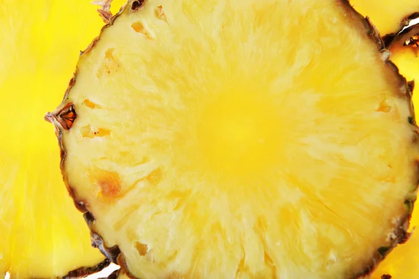 Slices of ripe pineapple — Stock Photo, Image
