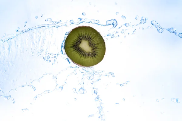 Plátkem kiwi — Stock fotografie