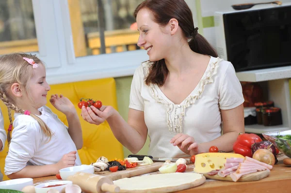 Mother with daughter — Stock Photo, Image