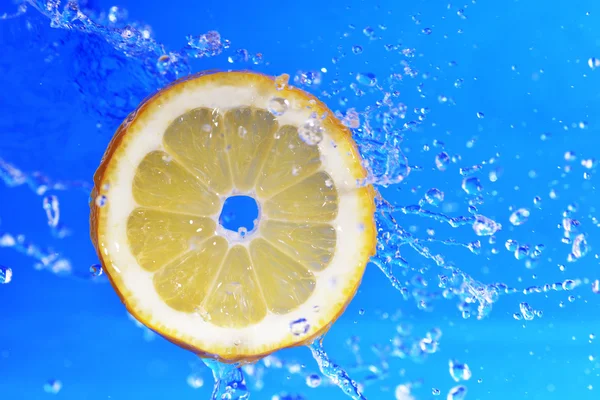 Slice of lemon — Stock Photo, Image