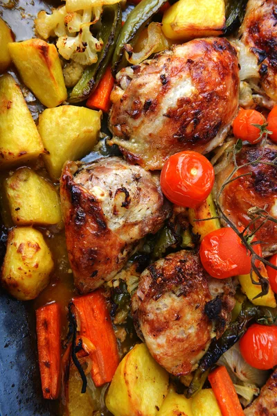 Verduras y pollo — Foto de Stock