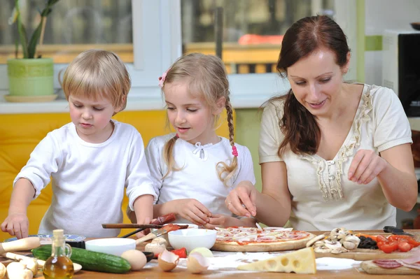 Mother with children — Stock Photo, Image