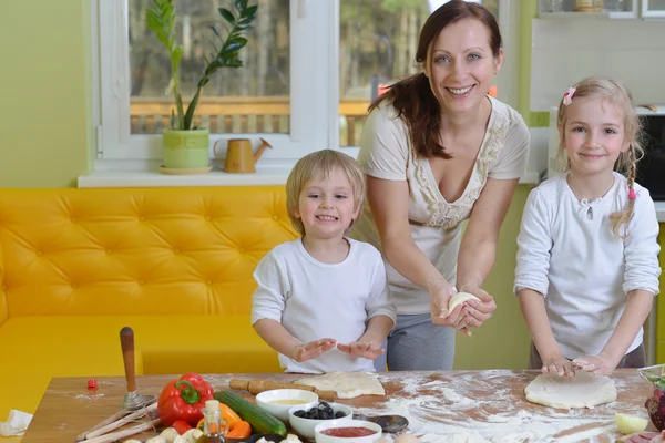 Mother with children — Stock Photo, Image