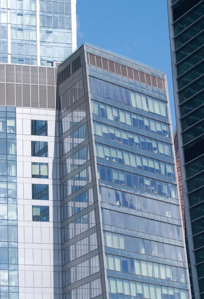 Moderna kontor byggnader närbild — Stockfoto