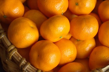 sepet closeup içinde olgunlaşmış portakal