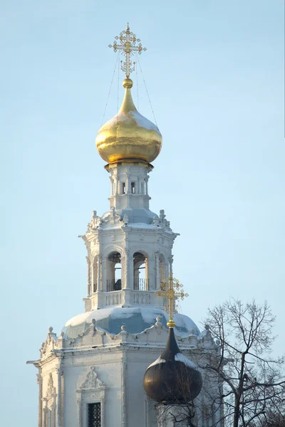 Вершина русской церкви — стоковое фото