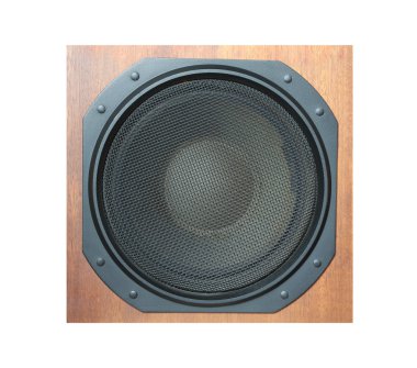 subwoofer hoparlör sistemi üzerinde beyaz izole
