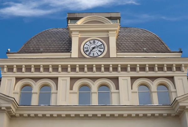 Clocks on building top — Stock Photo, Image