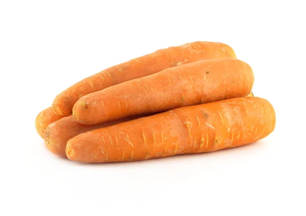 Стиглі червоні морквини ізольовані крупним планом — стокове фото