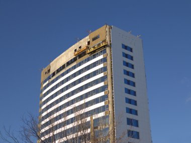 Modern bina ısı yalıtımı monte