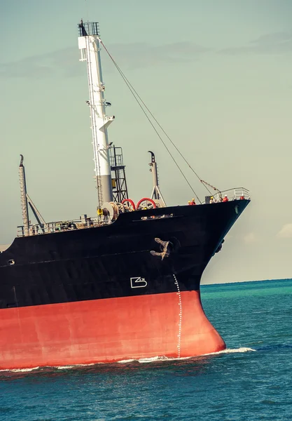 Cargo ship - sea transport — Stock Photo, Image