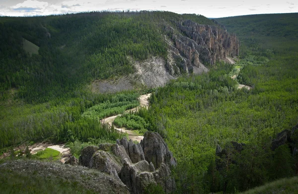 Yakutia, άγριο ορεινό τοπίο Εικόνα Αρχείου