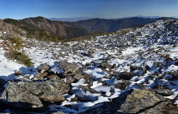 Panorama van de winterbergen — Stockfoto