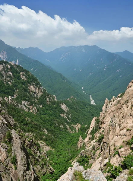 Panoramatický pohled z národního parku seoraksan, Jižní korea — Stock fotografie