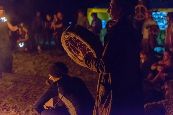 Kiev Ukraine June 2018 Girl Shamanic Drum Fire Night — 图库照片